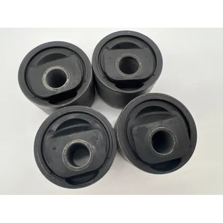 Kit de 4 silent blocs excentriques 2° caoutchouc HDJ80 KZJ70 HZJ78 Patrol GR Y60 Y61 N4-Offroad