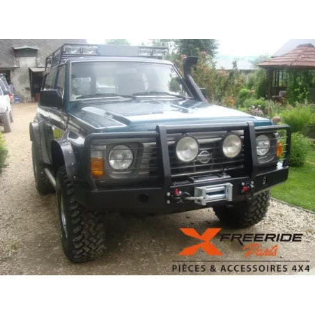 Pare-chocs avant F4X4 pour Nissan Patrol GR Y60 Version SANS trous pour antibrouillards