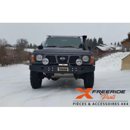Pare-chocs avant F4X4 pour Nissan Patrol GR Y60 Version SANS trous pour antibrouillards Sans Bullbar