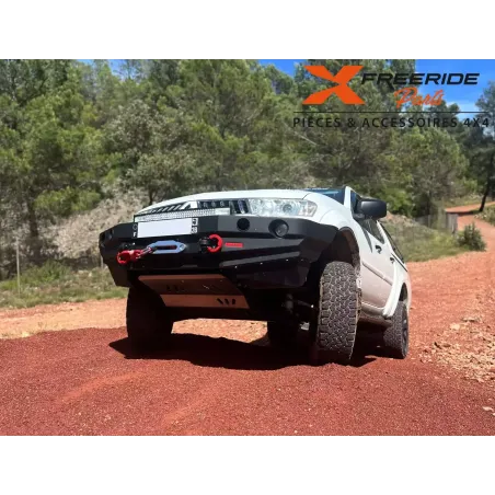 Pare-chocs avant F4X4 pour Mitsubishi L200 KB4 2010-2015 Sans Bullbar