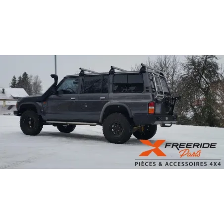 Pare-chocs arrière F4X4 pour Nissan Patrol GR Y60 Version SANS ailes arrières coupées.