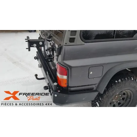 Pare-chocs arrière F4X4 pour Nissan Patrol GR Y60 Version SANS ailes arrières coupées.