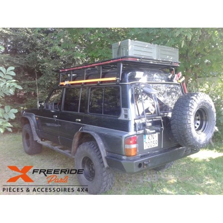 Pare-chocs arrière F4X4 pour Nissan Patrol GR Y60
Version SANS ailes arrières coupées.