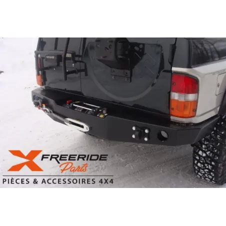Pare-chocs arrière F4X4 pour Nissan Patrol GR Y60 Le seul modèle a proposer un support de treuil !