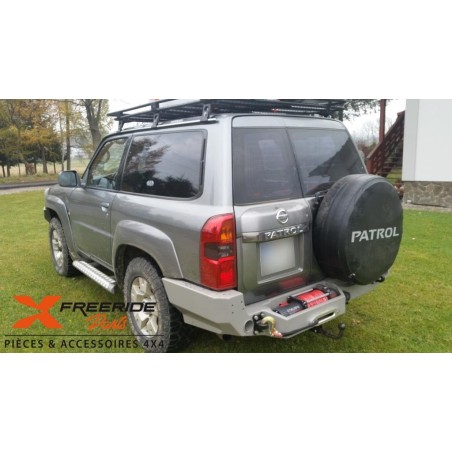 Pare-chocs arrière F4X4 pour Nissan Patrol GR Y61
Avec porte treuil
