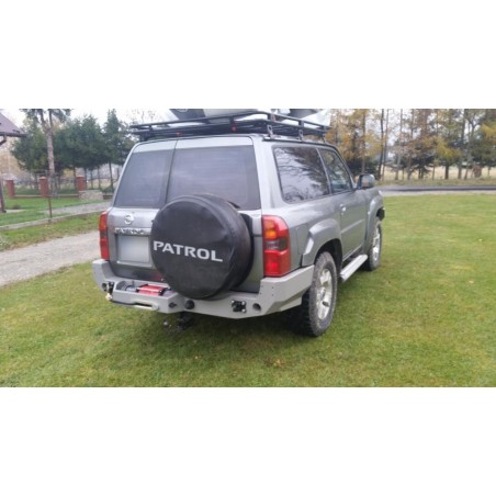 Pare-chocs arrière F4X4 pour Nissan Patrol GR Y61
Avec porte treuil