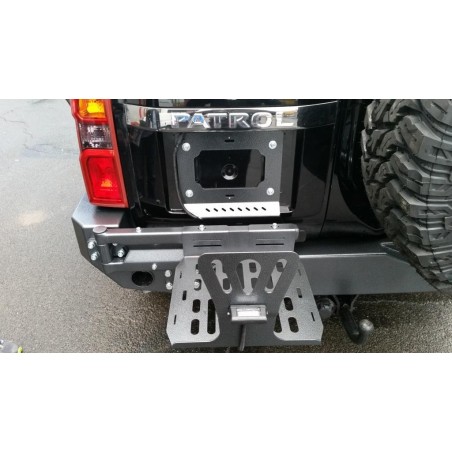 Support de jerrican 30L ou 20L pour Nissan Patrol Y61 adapté au pare-chocs F4X4.