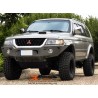 Pare-chocs avant acier offroad treuil BM4x4 pour Mitsubishi Pajero Sport 1