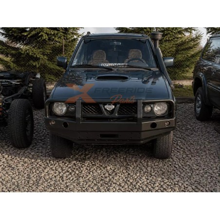 Pare-chocs avant acier treuil offroad F4X4 pour Nissan Terrano 2 ph2