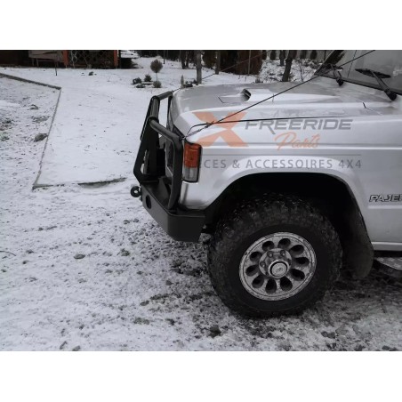 Pare-chocs avant acier treuil offroad F4X4 pour Mitsubishi Pajero 1 avec pare buffle