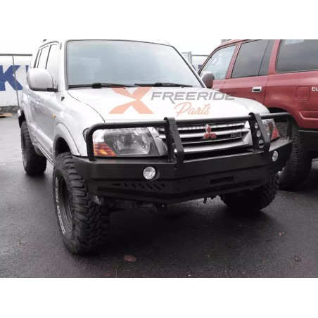 Pare-chocs avant acier treuil offroad F4X4 pour Mitsubishi Pajero 3 avec pare buffle