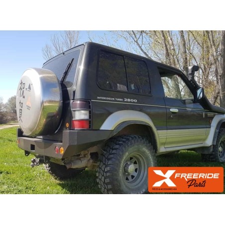 Pare-chocs arrière BM4x4 pour Mitsubishi Pajero 2 V20