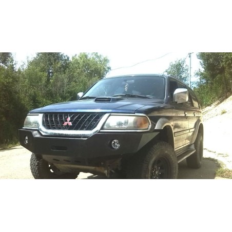 Pare-chocs avant BM4x4 pour Mitsubishi Pajero Sport 1
