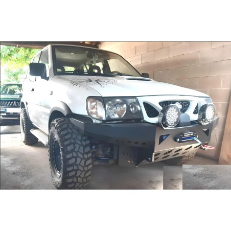 Pare-chocs avant BM4x4 pour Nissan Terrano 2 phase 3