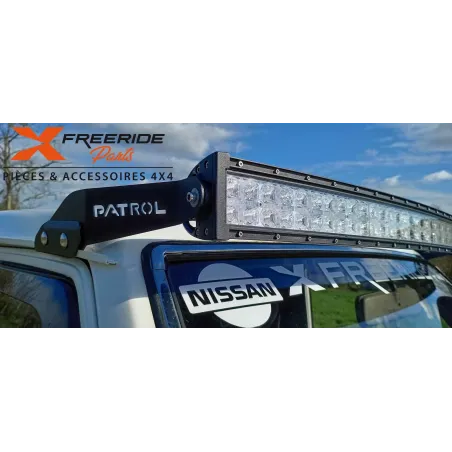 Support pour rampe LED 50/52" 127/132cm incurvée avec logo "PATROL"