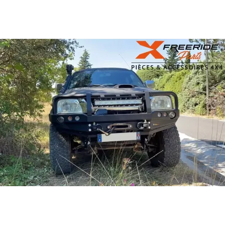 Pare-chocs avant F4X4 pour Mitsubishi L200 K74
Avec Bullbar
