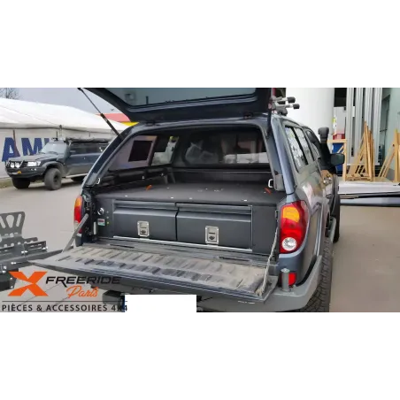 Aménagement avec tiroirs et rangements F4X4 pour Mitsubishi L200 KB4 2010-2015
