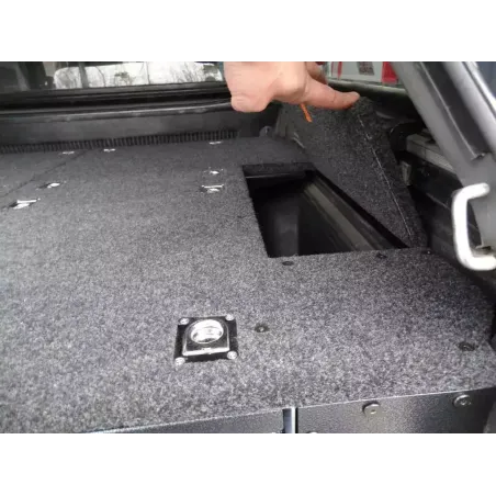 Aménagement avec tiroirs et rangements F4X4 pour Mitsubishi L200 KB4 2010-2015