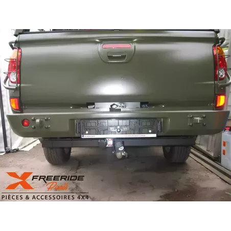 Pare-chocs arrière F4X4 pour Mitsubishi L200 KB4 10-15