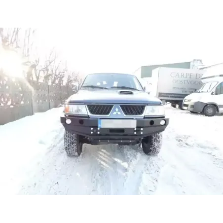 Pare-chocs avant F4X4 pour Mitsubishi Pajero Sport 00-08 Sans Bullbar