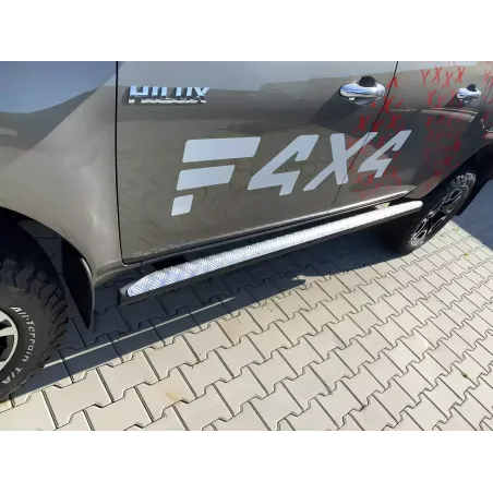 Rockslider F4X4 pour Toyota Hilux 16-24 REVO