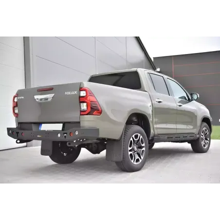 Pare-chocs arrière F4X4 pour Toyota Hilux 20-24 REVO Version AVEC feux