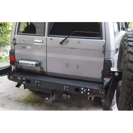 Pare-chocs arrière F4X4 pour Toyota Land Cruiser HZJ71 99-07