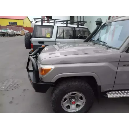 Pare-chocs avant F4X4 pour Toyota Land Cruiser HZJ78
Avec Bullbar