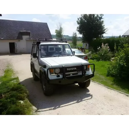 Pare-chocs avant F4X4 pour Toyota Land Cruiser LJ70 LJ73
Avec Bullbar