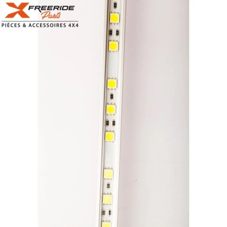 Kit 4 barres magnétiques LED de 50cm pour auvents

Idéal pour le camping, pour les véhicules tout terrain...