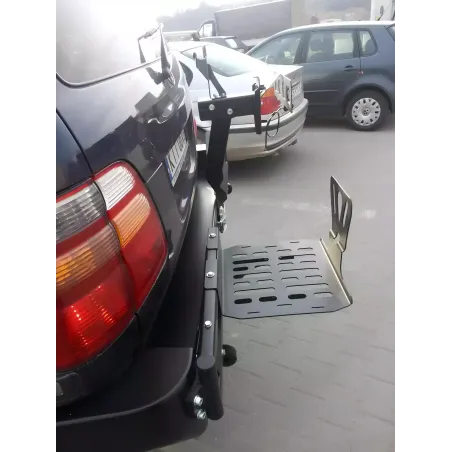 Support de jerrican 30L ou 20L Toyota Land Cruiser HZJ105 adapté au pare-chocs F4X4