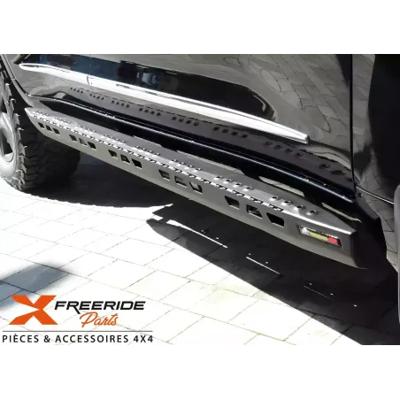 Rockslider F4X4 pour Toyota Land Cruiser VDJ200 07-15