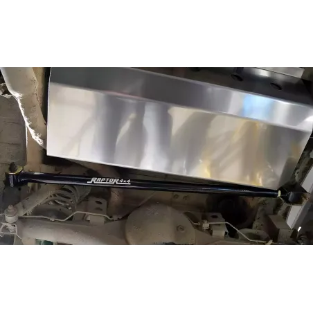 Barre panhard arrière réglable et renforcée Raptor4x4 très robuste pour Nissan Terrano 1 et 2