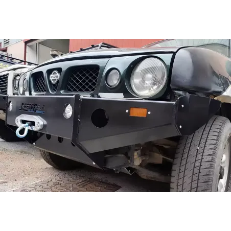 Pare-chocs avant Raptor4x4 pour Nissan Terrano 2 ph2