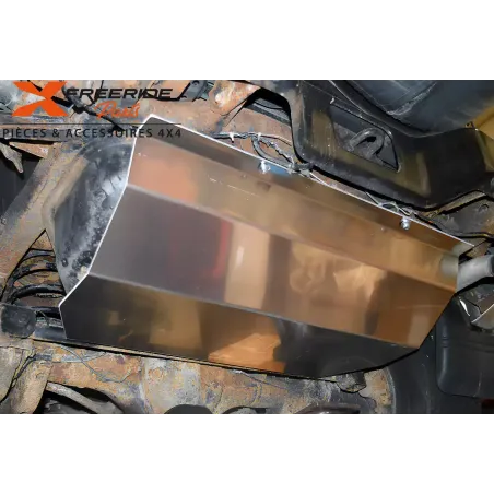 Blindage de réservoir pour Mitsubishi Pajero 2