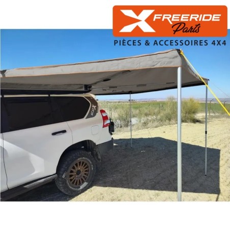 Obtenez deux fois plus d'espace protégé qu'un auvent latéral normal, en moins de deux minutes avec l'incroyable auvent de 270°!