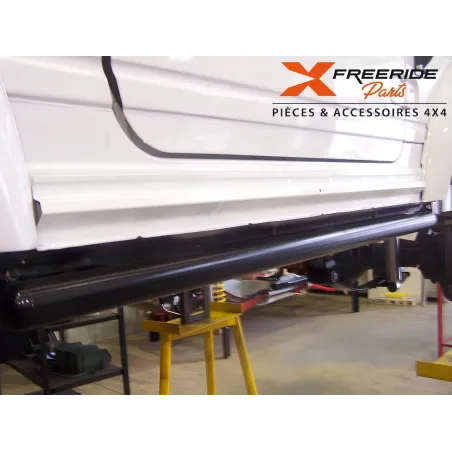 Rockslider Raptor4x4 pour Suzuki Samurai court
Version SANS tube extérieur