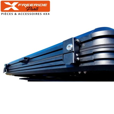 Tente de toit CONNECT fabriqué avec des panneaux d'aluminium