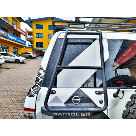 Echelle courte F4X4 pour Nissan Patrol GR Y60 Y61