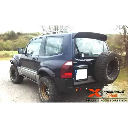 Pare-chocs arrière BM4x4 pour Mitsubishi Pajero 3 V60