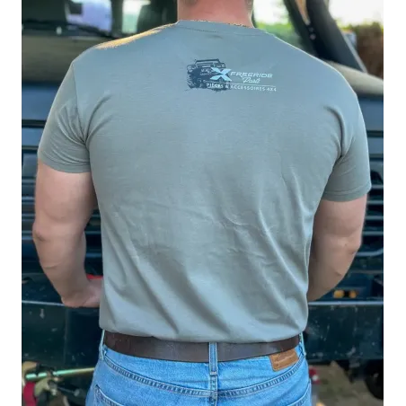 Affichez votre passion avec le t-shirt Freeride Parts. Conçu dans un coton doux et résistant