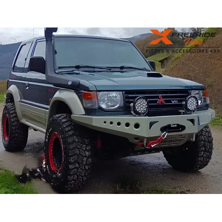 Pare-chocs avant BM4x4 pour Mitsubishi Pajero 2 V20