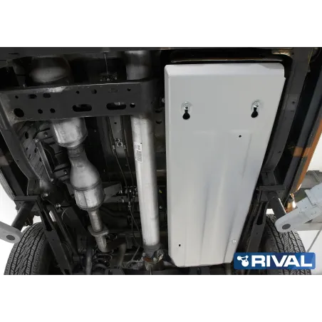 PLAQUE PROTECTION RIVAL RESERVOIR NISSAN NAVARA NP300 (bP31)