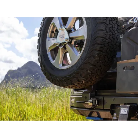 Porte roue de secours gauche Kaymar Toyota Land Cruiser 300