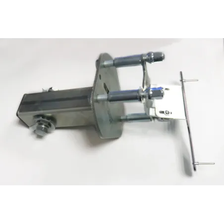 Fixation plaque immatriculation sur jante aluminium en 5x150 (HDJ100 HZJ78...) N4-Offroad