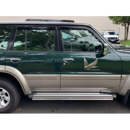 Jeu 4 déflecteurs vitre avant et arrière Nissan Patrol GR Y61