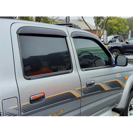 Jeu 4 déflecteurs vitre avant et arrière Toyota Hilux 1998-2004