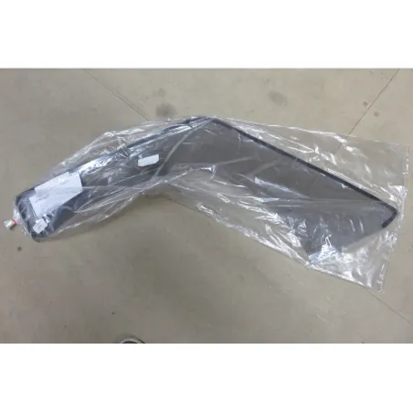 Déflecteur de vitre avant droit HDJ80 - Gros modèle Airplex