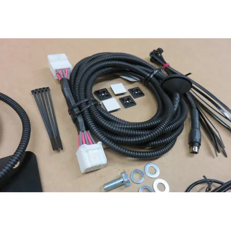 Relocalisation de camera de recul Kaymar Toyota VDJ200