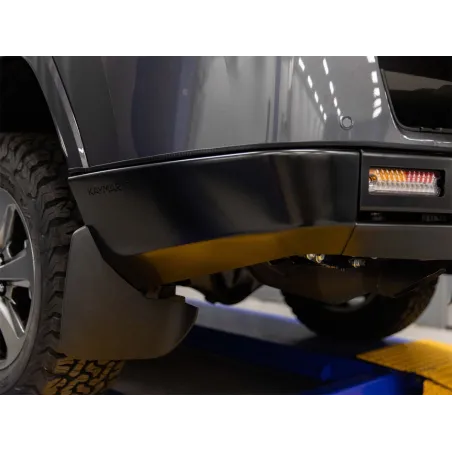 Pare Choc Arrière Kaymar avec radar Toyota Land Cruiser 300